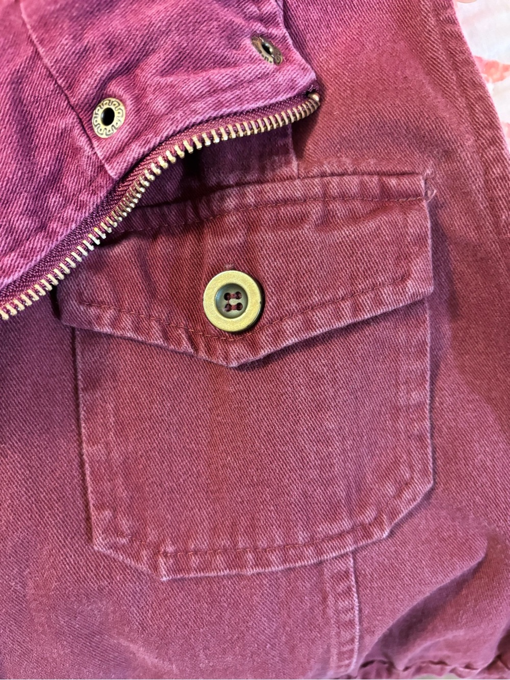 Beyove Women's Utility Vest in Burgundy - Picture 5 of 5